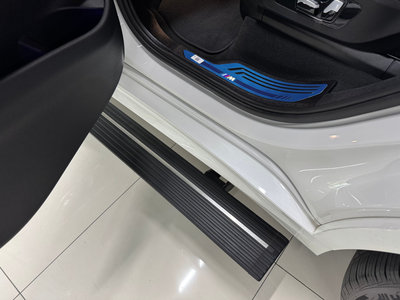 2023 BMW X7 thumbnail 15