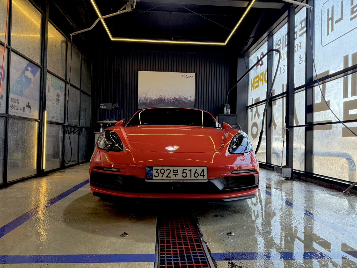 PORSCHE 718 - View 1