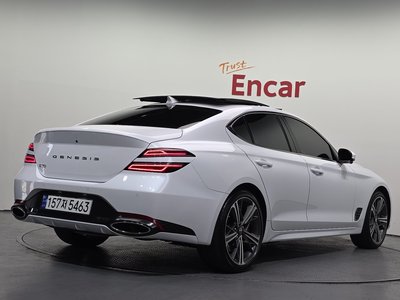 صورة 3 لـ 2023 Genesis THE NEW G70