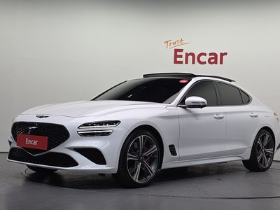 صورة 1 لـ 2023 Genesis THE NEW G70