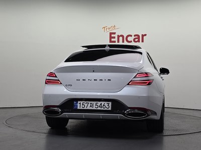 صورة 4 لـ 2023 Genesis THE NEW G70