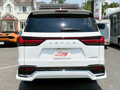LEXUS LX - 7