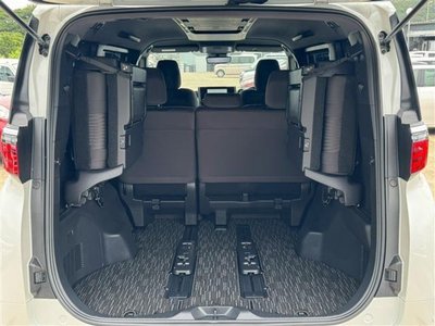 صورة 9 لـ 2025 Toyota ALPHARD