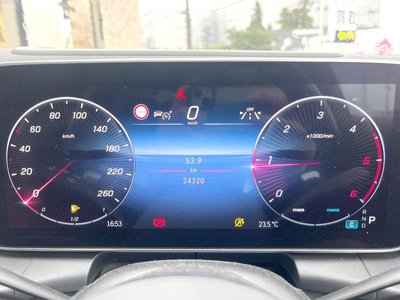2023 Mercedes-BENZ GLC — миниатюра 35