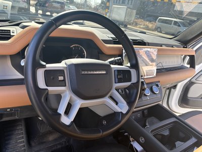 LAND ROVER DEFENDER - 2