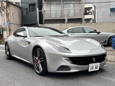 FERRARI FF