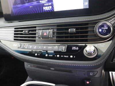 صورة مصغرة 13 لـ 2021 Lexus LS