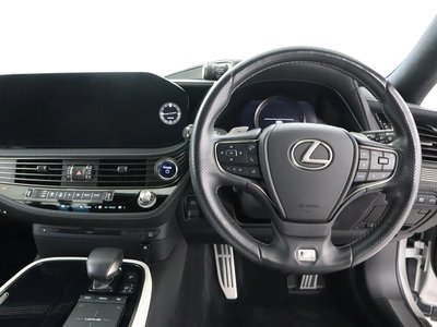 2021 Lexus LS — фото 9