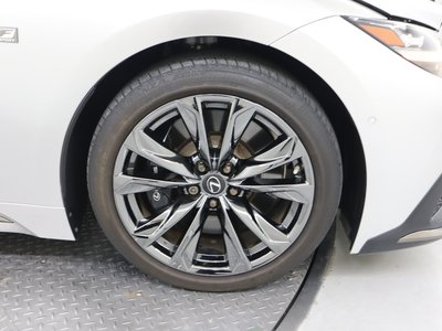 صورة مصغرة 32 لـ 2021 Lexus LS