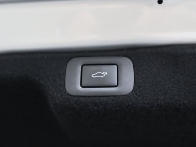 صورة مصغرة 31 لـ 2021 Lexus LS