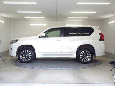 صورة مصغرة 24 لـ 2023 Toyota LAND CRUISER PRADO
