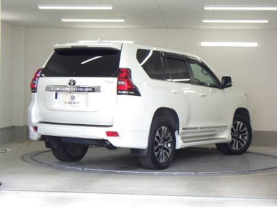 صورة 2 لـ 2023 Toyota LAND CRUISER PRADO
