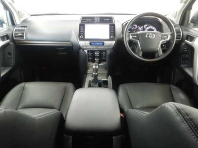 صورة 3 لـ 2023 Toyota LAND CRUISER PRADO