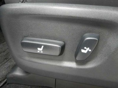 صورة مصغرة 46 لـ 2023 Toyota LAND CRUISER PRADO