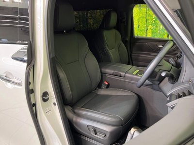 2025 Toyota ALPHARD — фото 8