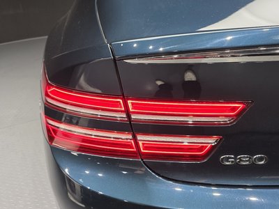 GENESIS G80 (RG3) - 10