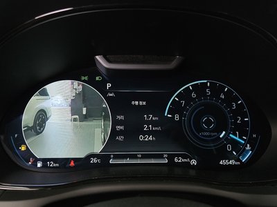 2022 Genesis GV70 photo 8