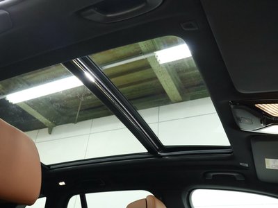 2025 BMW X5 缩略图 19