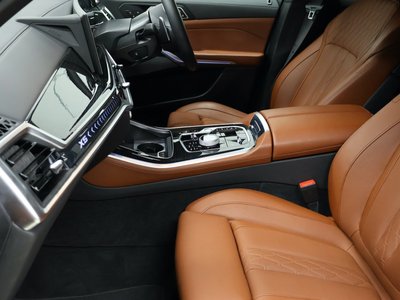 2025 BMW X5 缩略图 12