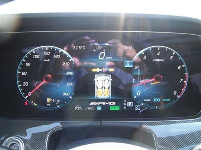 MERCEDES-BENZ E-CLASS COUPE AMG - 3