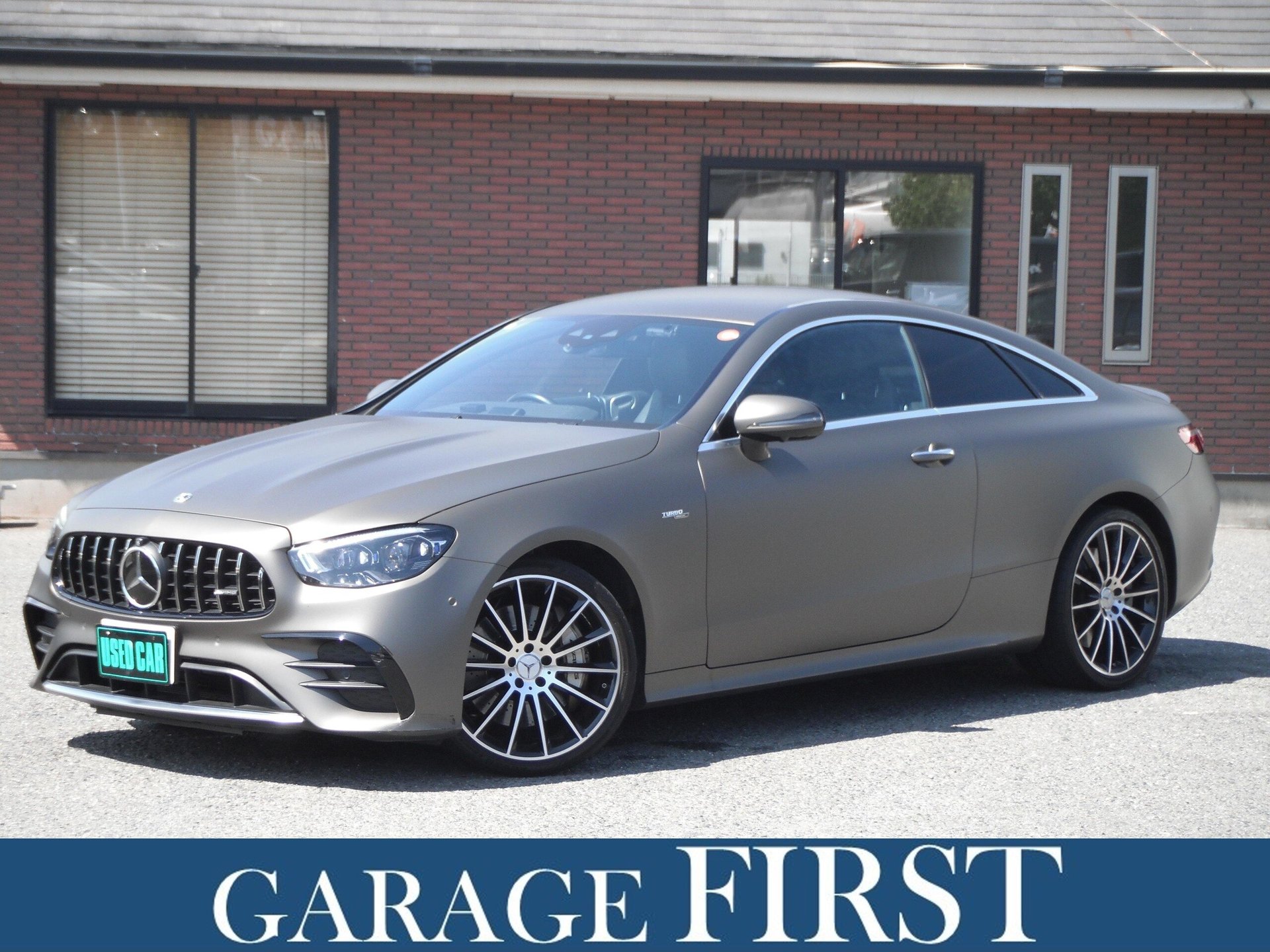 MERCEDES-BENZ E-CLASS COUPE AMG - View 1