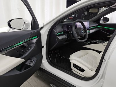 BMW 5 SERIES - 10