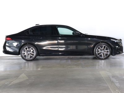 2024 BMW 5 SERIES 照片 3