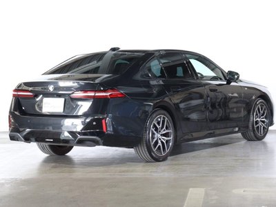 2024 BMW 5 SERIES 照片 2