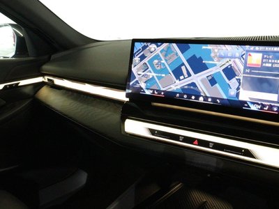 2024 BMW 5 SERIES thumbnail 33