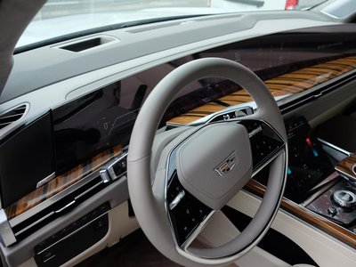 2025 Cadillac ESCALADE 缩略图 30