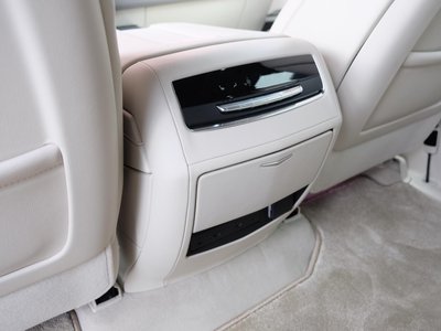2025 Cadillac ESCALADE 缩略图 38