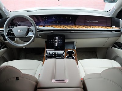 2025 Cadillac ESCALADE 缩略图 28