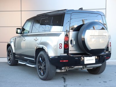 LAND ROVER DEFENDER - 3