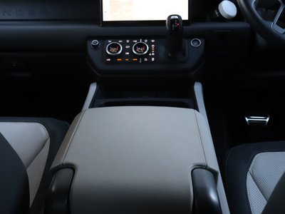 2023 LAND Rover DEFENDER — миниатюра 38