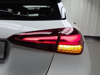 2025 Mercedes-BENZ A-CLASS 照片 10