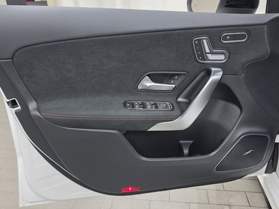 صورة مصغرة 14 لـ 2025 Mercedes-BENZ A-CLASS