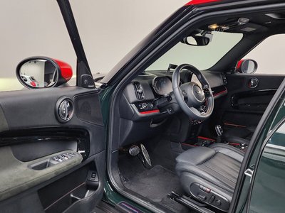 MINI COUNTRYMAN - 10