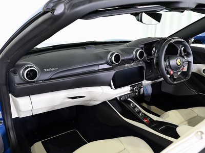 2020 Ferrari PORTOFINO — миниатюра 24