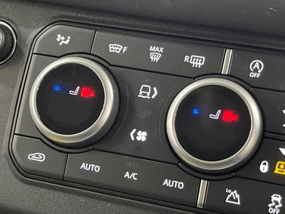 LAND ROVER DEFENDER - 9