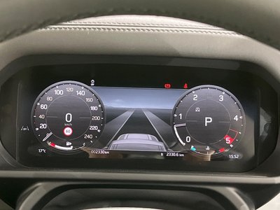 LAND ROVER DEFENDER - 7