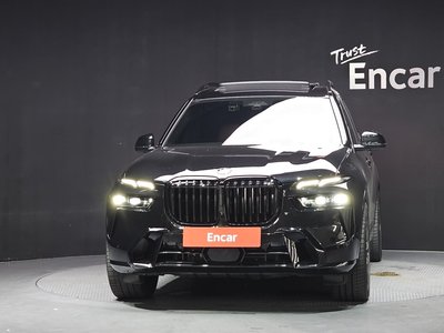 2023 BMW X7 — фото 2