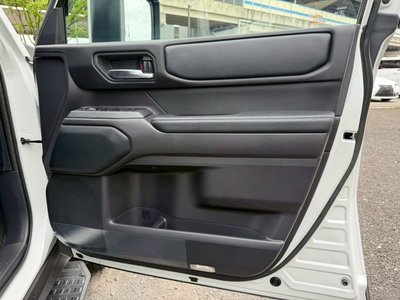 2025 Toyota LAND CRUISER 250 — миниатюра 35