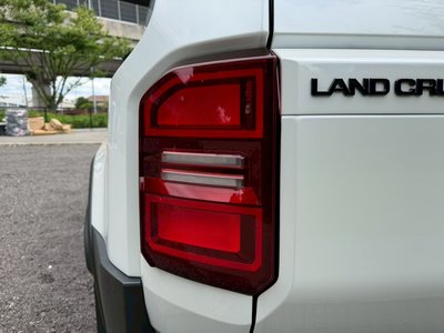 2025 Toyota LAND CRUISER 250 — миниатюра 29