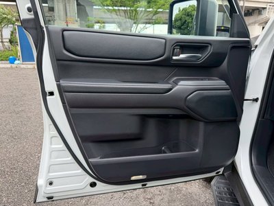 2025 Toyota LAND CRUISER 250 — миниатюра 76