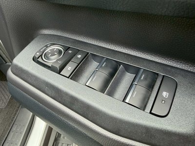 2025 Toyota LAND CRUISER 250 — миниатюра 36