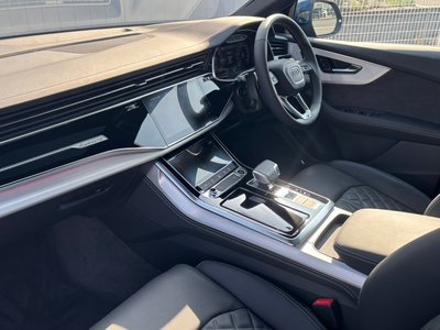 2024 AUDI Q8 — миниатюра 16