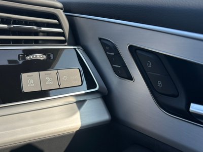 2024 AUDI Q8 — миниатюра 36