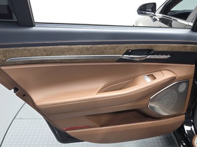 صورة مصغرة 15 لـ 2019 Genesis G90