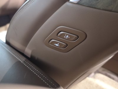 صورة مصغرة 30 لـ 2019 Genesis G90