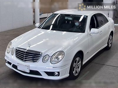 MERCEDES-BENZ E-CLASS - 4